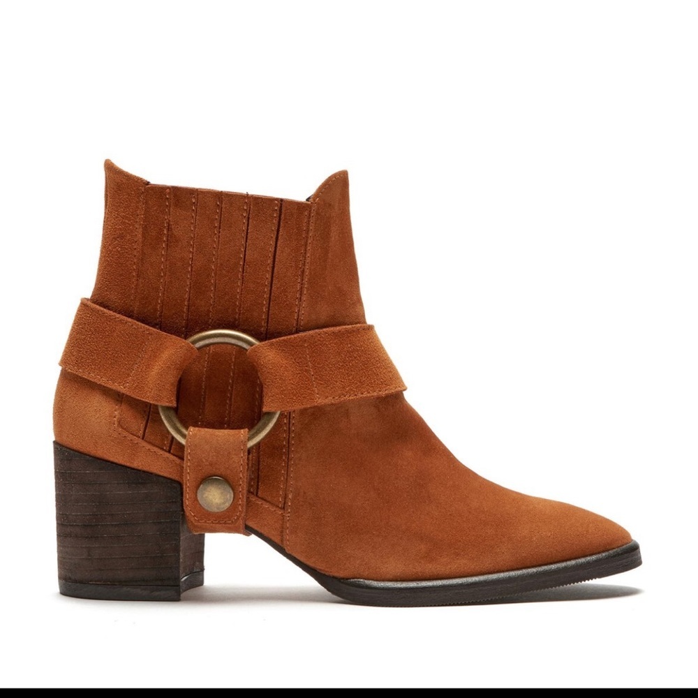 New Etienne Aigner Tristan boot bootie Sienna brown suede leather 8 harness